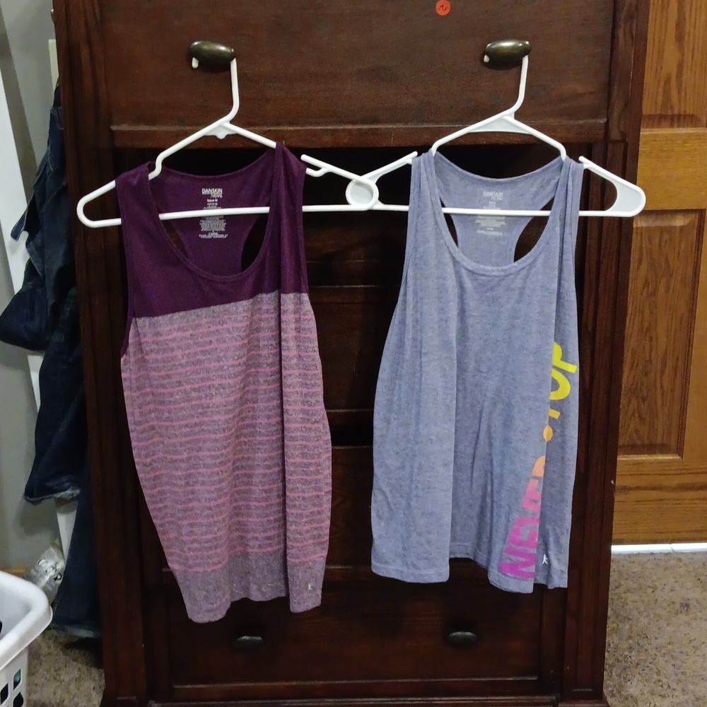 TWO WOMEN'S TANK TOP